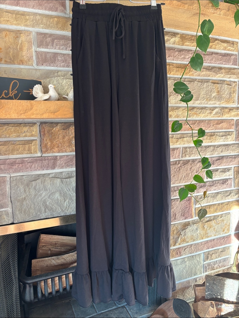 HALARA Black Ruffle-Hem wide leg pants size XS